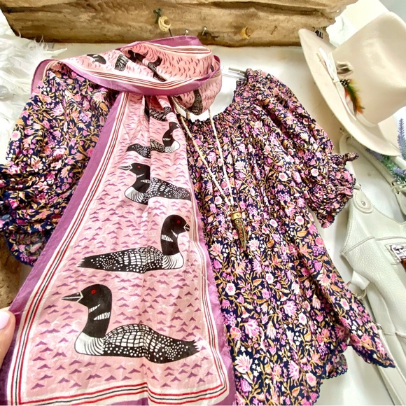 Vintage Accessories - Rare Eleanor Paine Loon Printed vintage Scarf /wrap made in Japan w nature feel